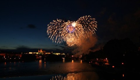 FEU D'ARTIFICE SAUMUR 14 JUILLET - TIRAGE AU SORT